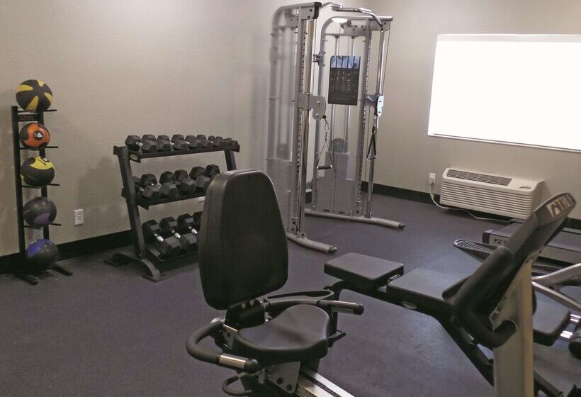 酒店 La Quinta Inn By Wyndham Lincoln