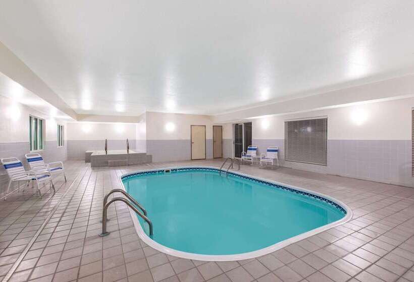 酒店 La Quinta Inn By Wyndham Lincoln