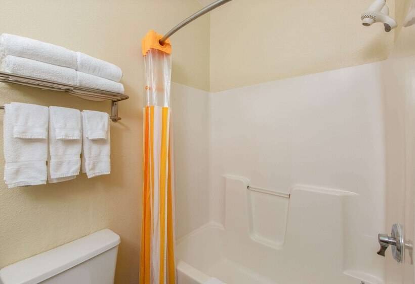 酒店 La Quinta Inn By Wyndham Lincoln