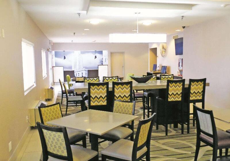 酒店 La Quinta Inn By Wyndham Lincoln