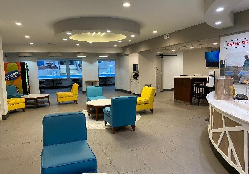 Hotel Nashville Airport