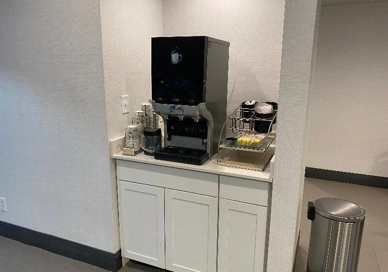 Hotel Nashville Airport