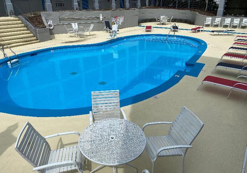 Hotel Nashville Airport