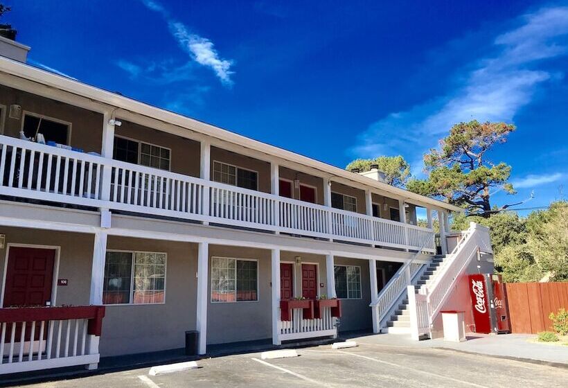 فندق Pelican Inn