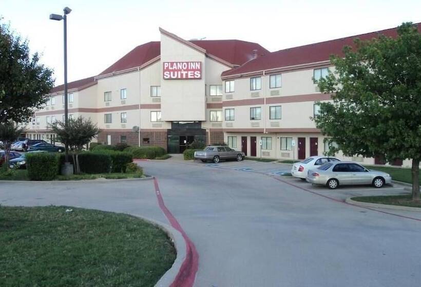 酒店 Plano Inn & Suites