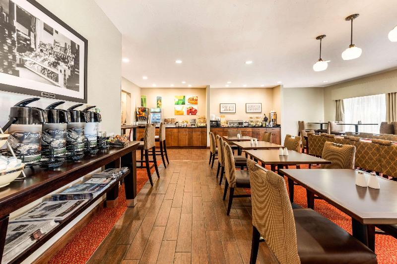 호텔 Quality Inn & Suites University Fort Collins