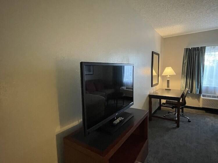 Отель Quality Inn Denver Tech Center