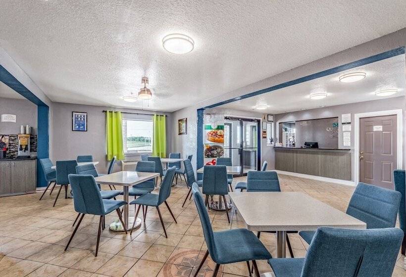 ホテル Quality Inn I 10 East Near Frost Bank Center