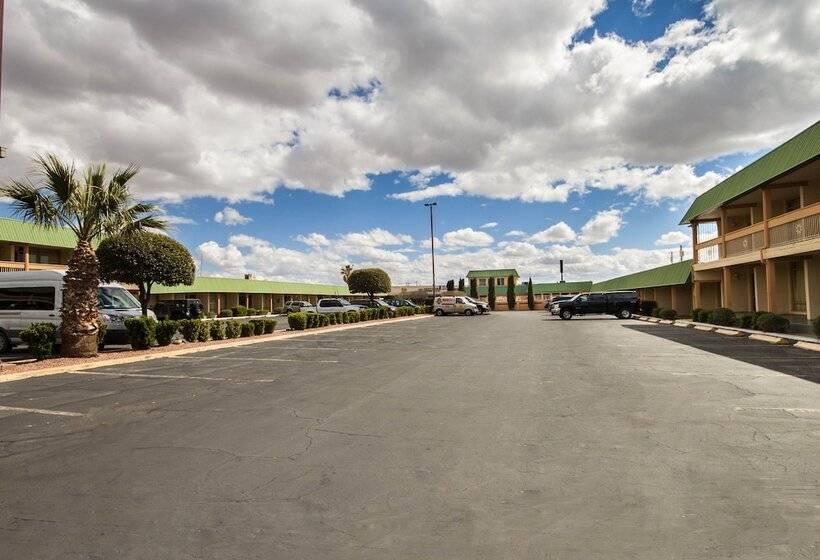 호텔 Quality Inn & Suites Airport