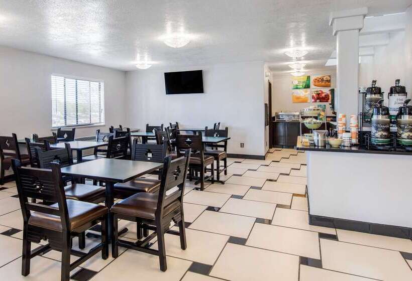 فندق Quality Inn & Suites Albuquerque North Near Balloon Fiesta Park