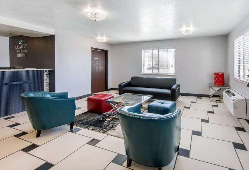 فندق Quality Inn & Suites Albuquerque North Near Balloon Fiesta Park