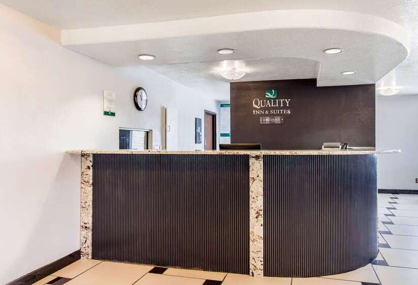 فندق Quality Inn & Suites Albuquerque North Near Balloon Fiesta Park