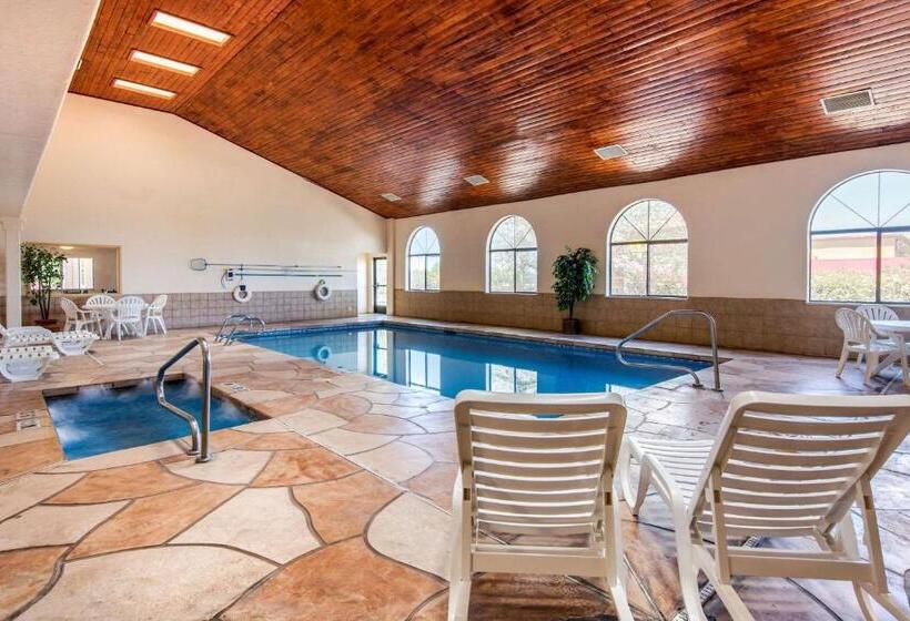 فندق Quality Inn & Suites Albuquerque North Near Balloon Fiesta Park
