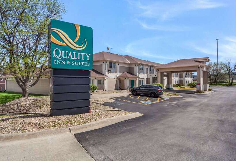 בית מלון כפרי Quality Inn & Suites West Omaha Ne Linclon