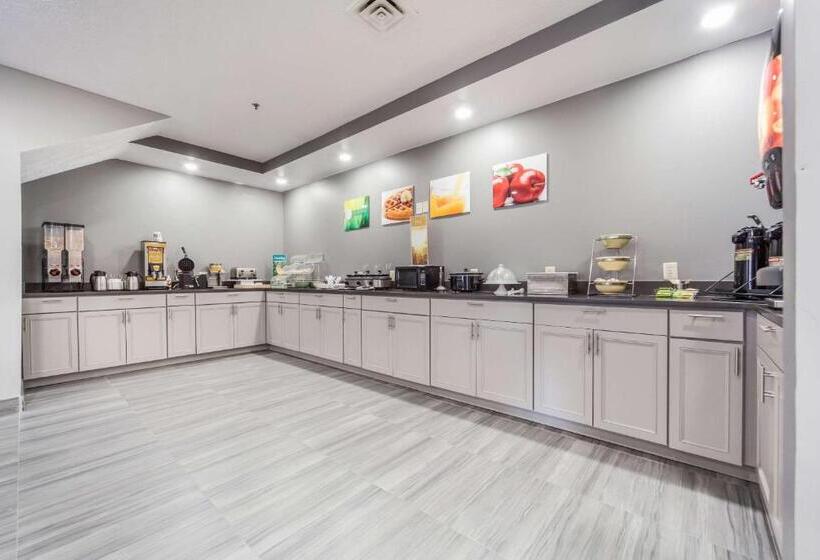 酒店 Quality Inn & Suites West Omaha   Ne Linclon