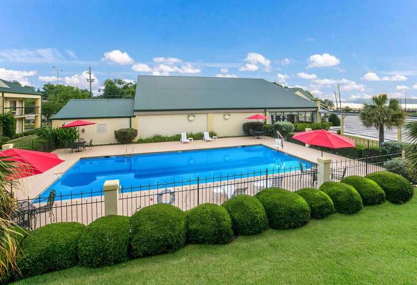 فندق Quality Inn & Suites Near Lake Eufaula