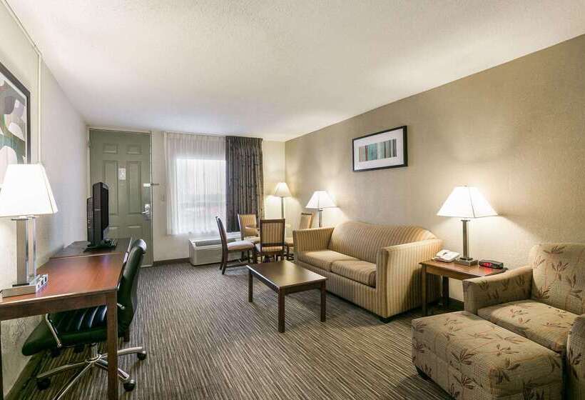فندق Quality Inn & Suites Near Lake Eufaula