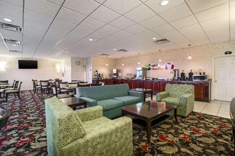 فندق Quality Inn & Suites Near Lake Eufaula