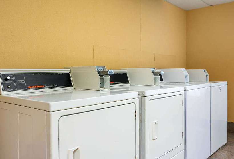 فندق Quality Suites Atlanta Airport East