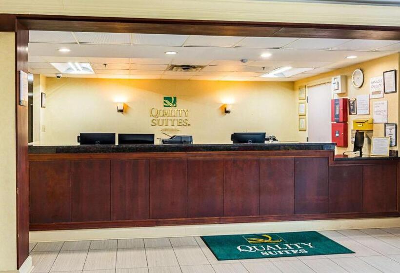 فندق Quality Suites Atlanta Airport East