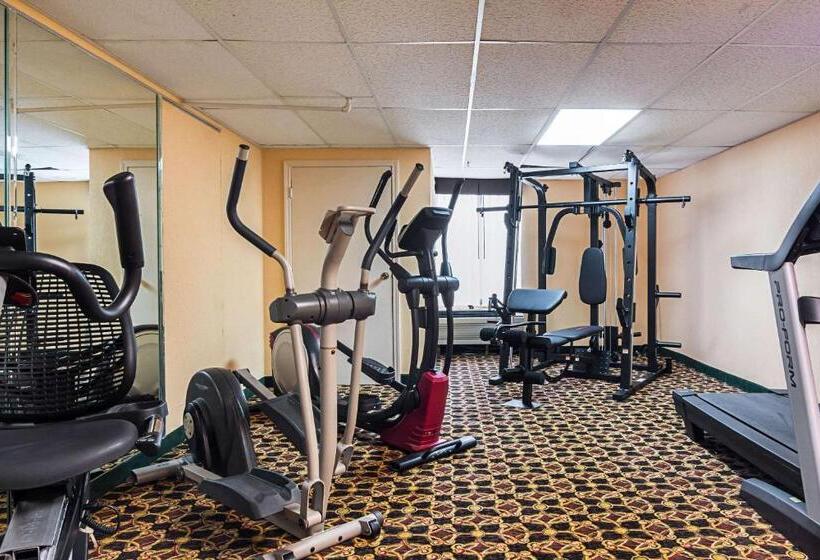 فندق Quality Suites Atlanta Airport East