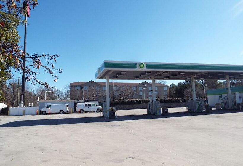 فندق Quality Suites Atlanta Airport East