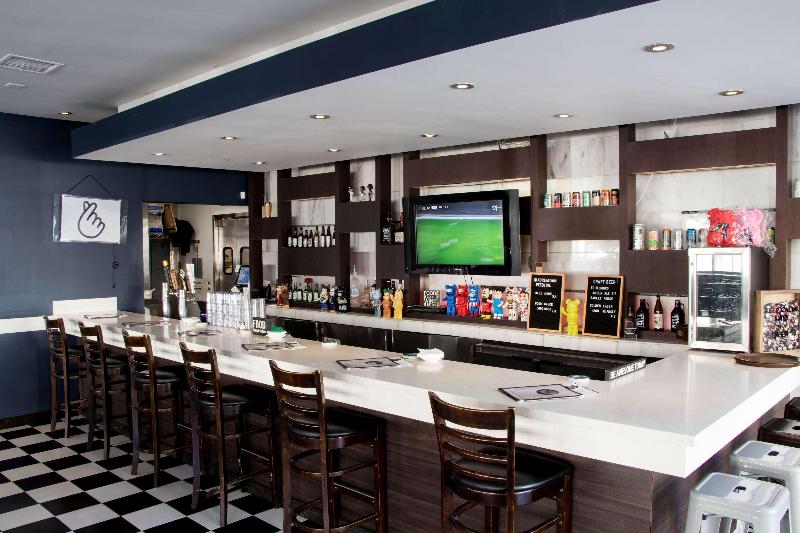 בית מלון כפרי Ramada By Wyndham Los Angeles/wilshire Center