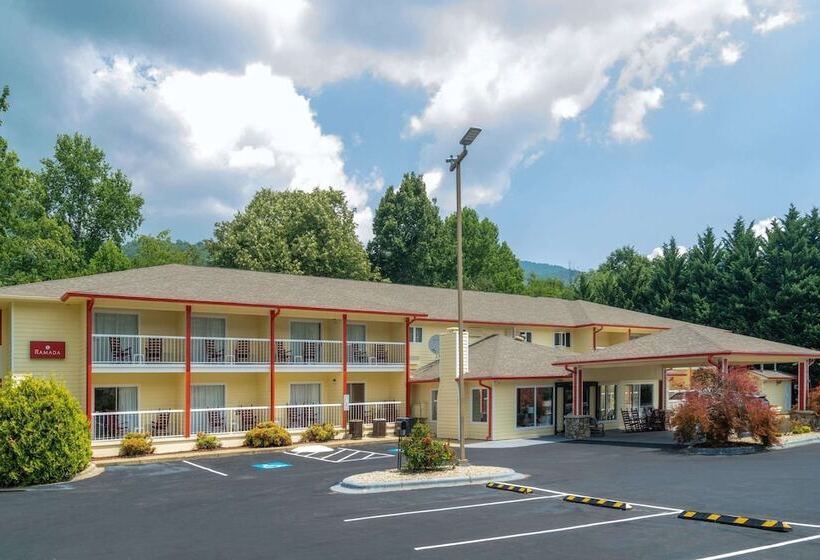 هتل Ramada By Wyndham Maggie Valley