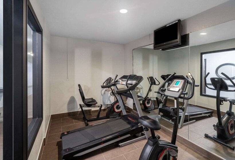 هتل Ramada By Wyndham Maggie Valley