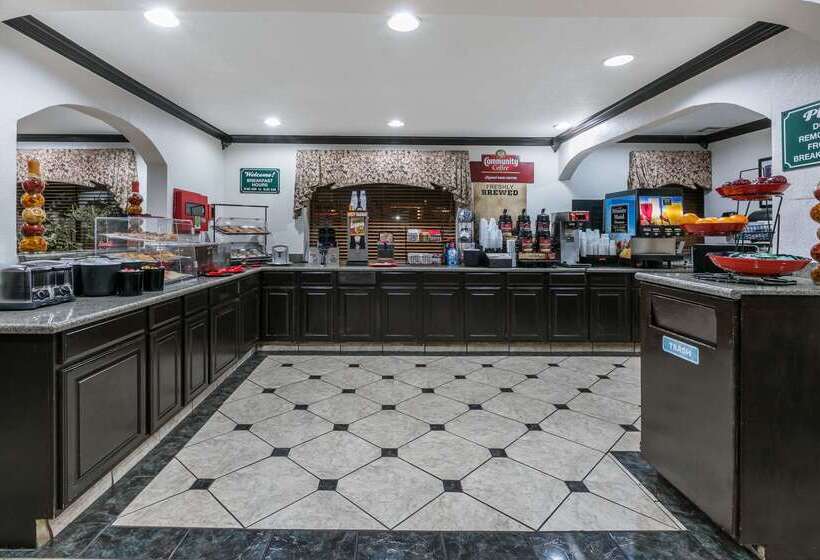 فندق Ramada By Wyndham Oklahoma City Airport North