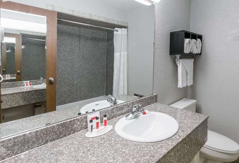 فندق Ramada By Wyndham Oklahoma City Airport North