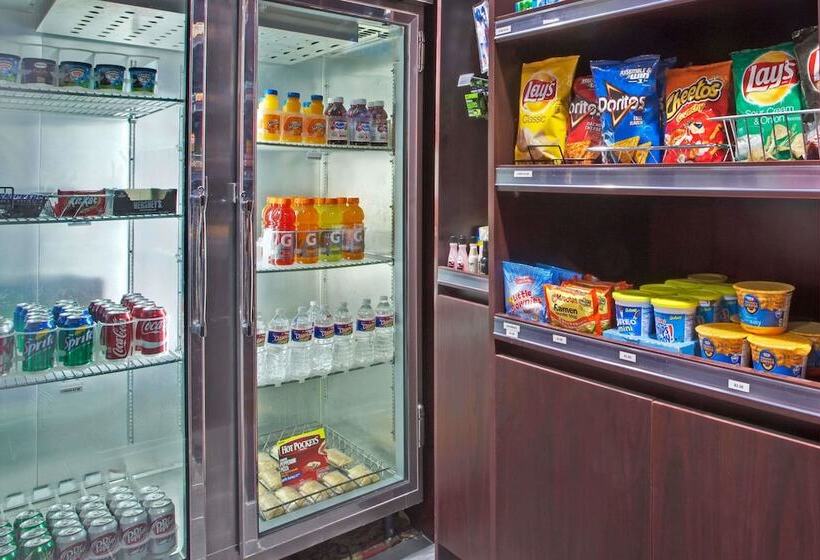 فندق Ramada By Wyndham Pearl/jackson Airport