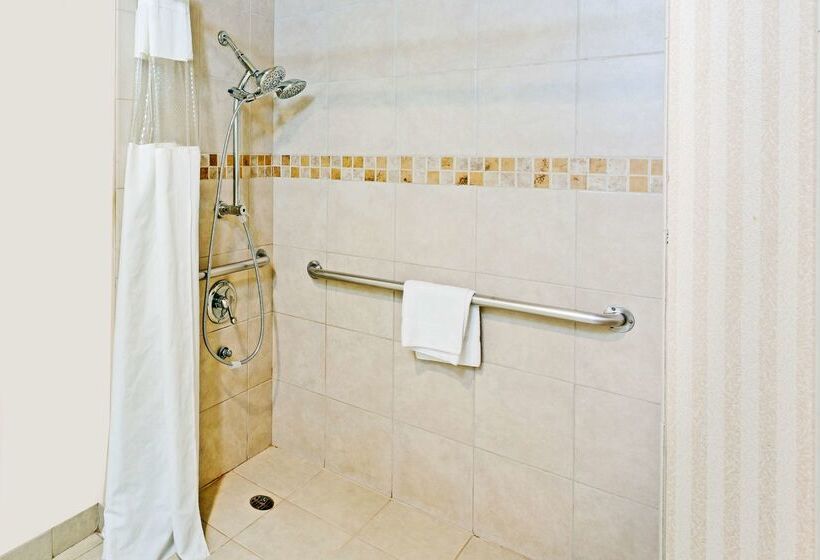 فندق Ramada By Wyndham South El Monte