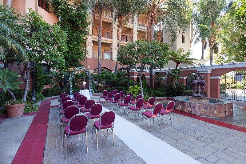 فندق Ramada By Wyndham South El Monte