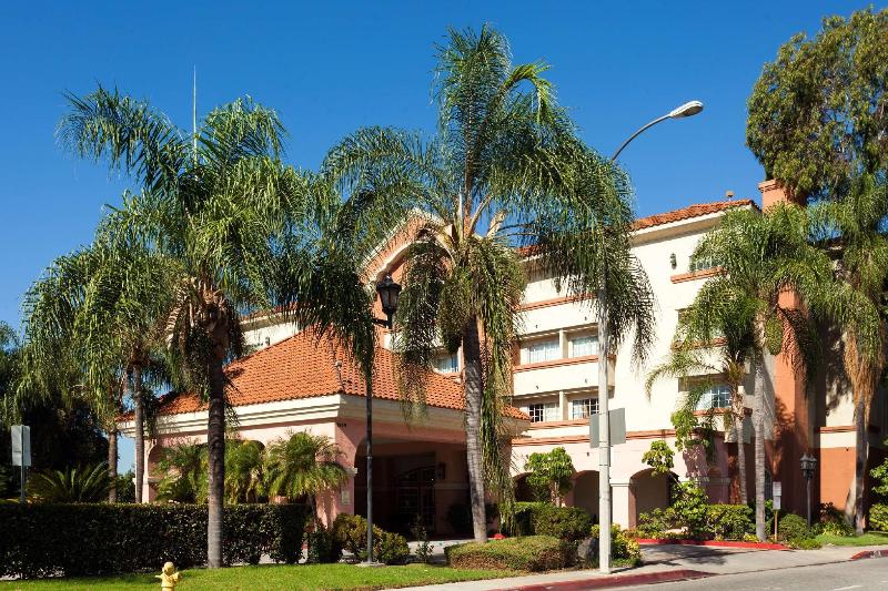 فندق Ramada By Wyndham South El Monte