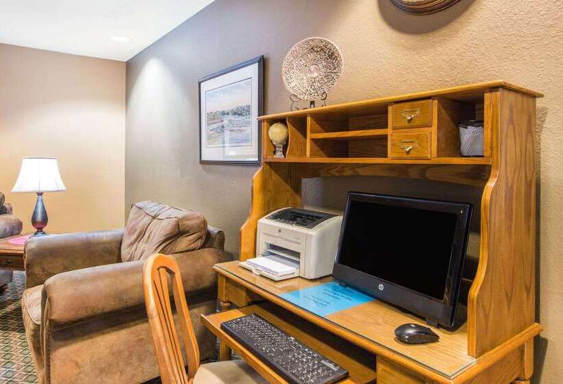 호텔 Ramada By Wyndham Spirit Lake/okoboji