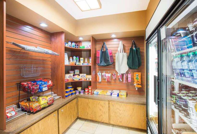 호텔 Ramada By Wyndham Spirit Lake/okoboji