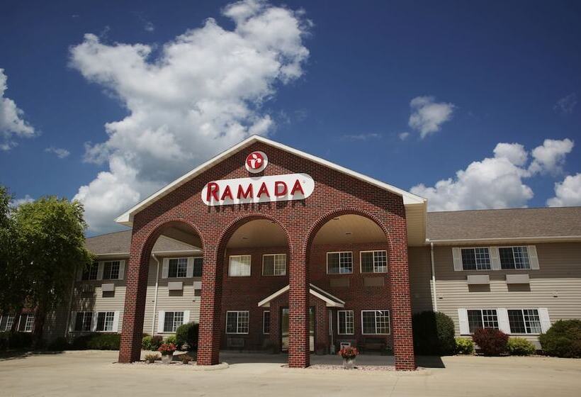 호텔 Ramada By Wyndham Spirit Lake/okoboji