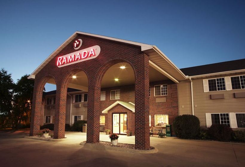 호텔 Ramada By Wyndham Spirit Lake/okoboji