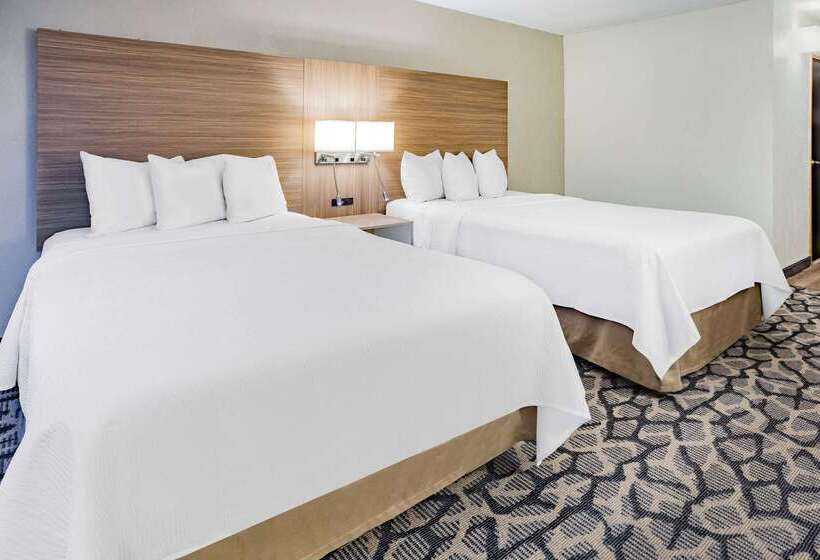هتل Ramada By Wyndham West Atlantic City