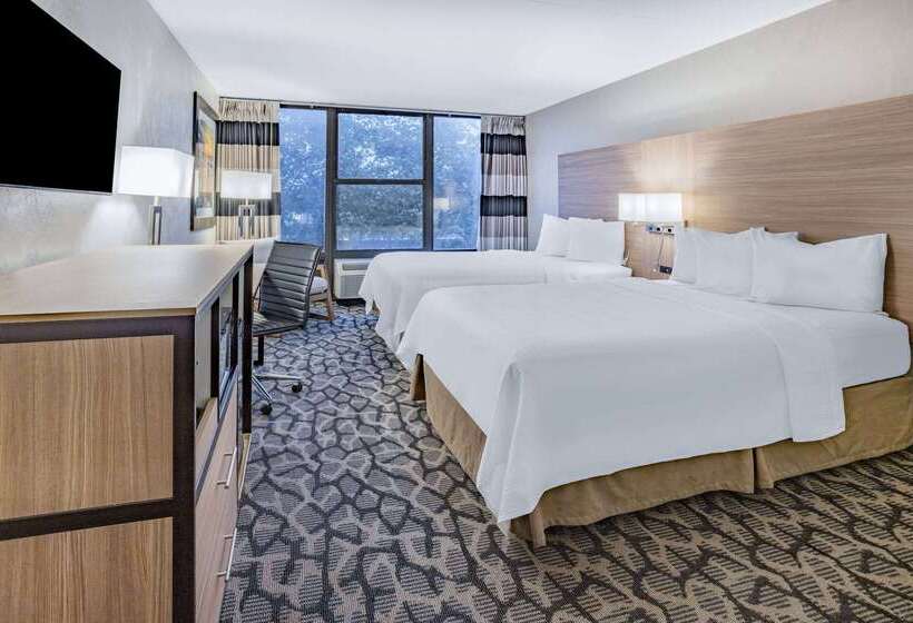 هتل Ramada By Wyndham West Atlantic City