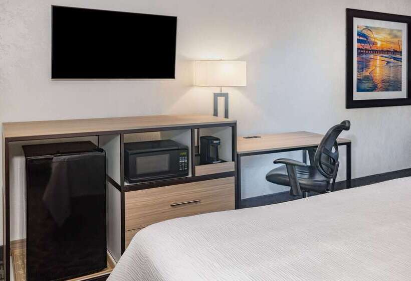 هتل Ramada By Wyndham West Atlantic City