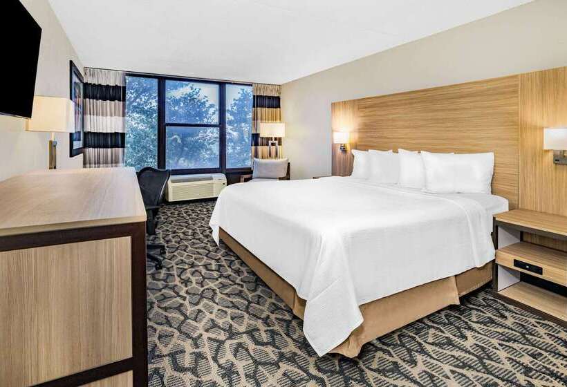 هتل Ramada By Wyndham West Atlantic City