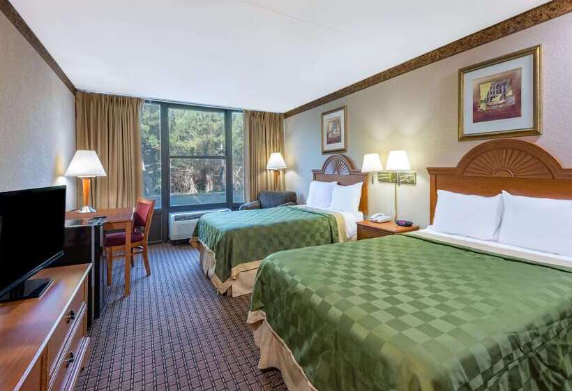 فندق Ramada By Wyndham West Atlantic City