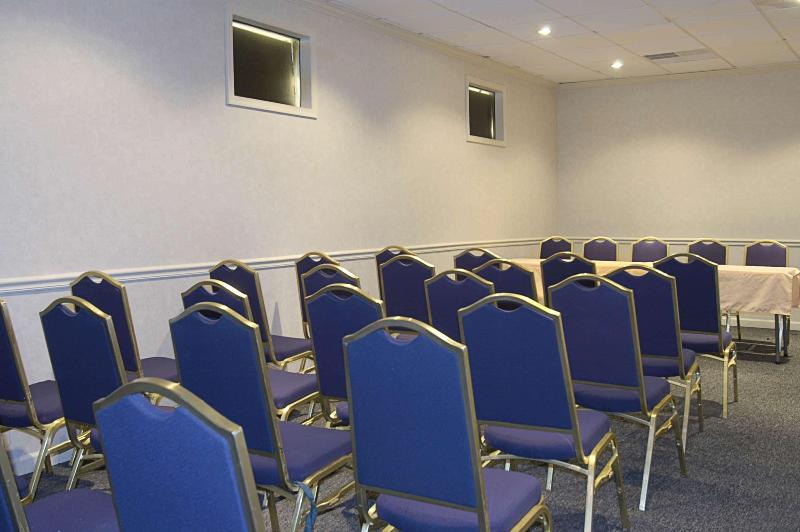 هتل Ramada By Wyndham West Atlantic City