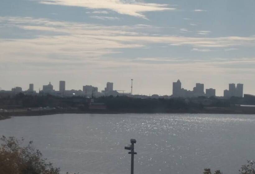 هتل Ramada By Wyndham West Atlantic City