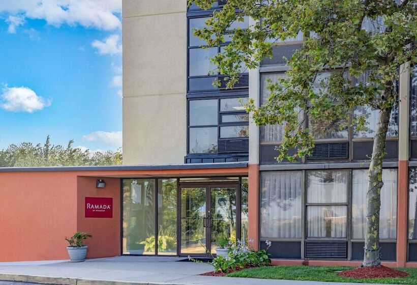هتل Ramada By Wyndham West Atlantic City