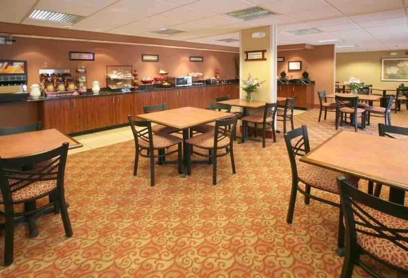 Отель Ramada By Wyndham Wisconsin Dells I 90