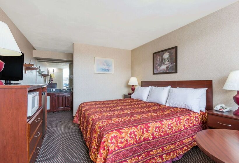 هتل Ramada Limited Norfolk