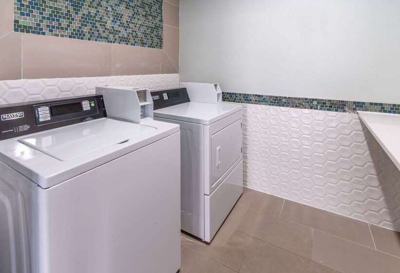 فندق La Quinta By Wyndham Santa Rosa